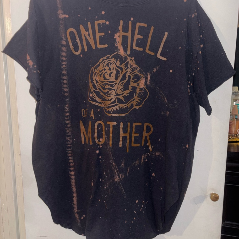 Forever 21 Black and Brown Graphic Tee